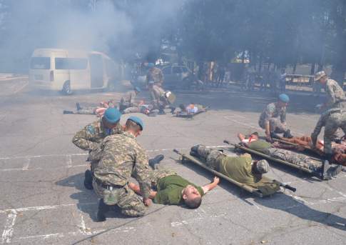 Миротворцы спешат на помощь
